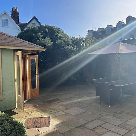 Sohot Stays-Garden Apt-Free Parking Ground Flr 布罗德斯泰 外观 照片
